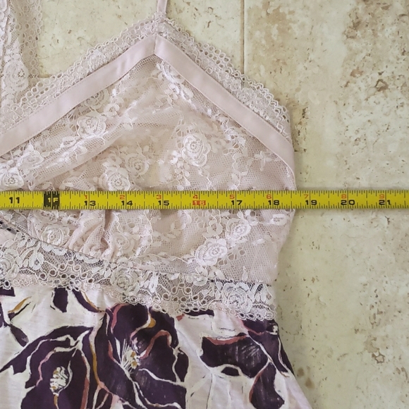 M&S nightie Rosie for Autograph floral & lace nightie - Picture 8 of 9